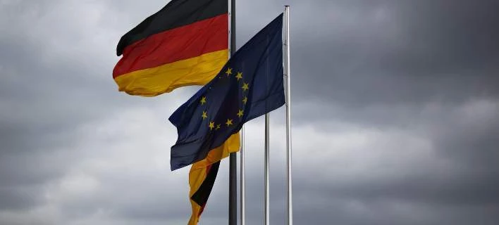 Die Welt: Το Βερολίνο θα επεμβαίνει εάν επενδυτές από χώρες εκτός Ε.Ε. αποκτούν το 15% γερμανικής εταιρείας